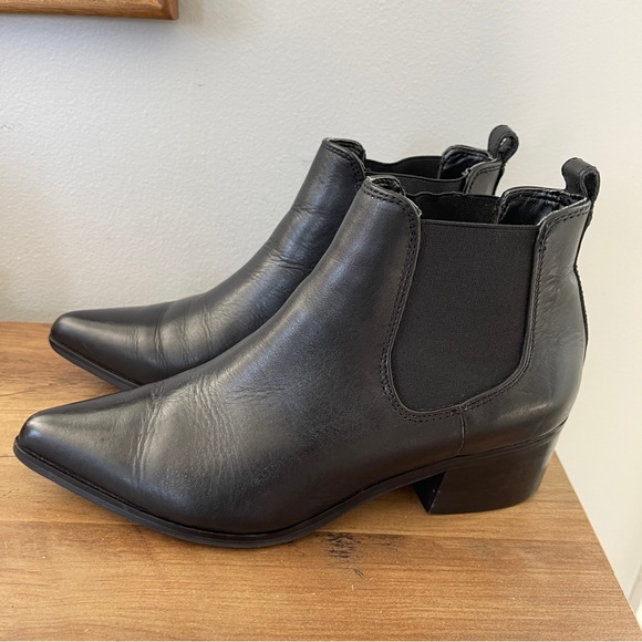 Blondo Waterproof Point Toe Booties shoes size 7 - Picture 7 of 15